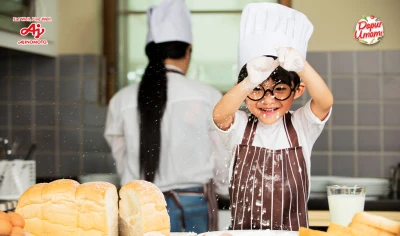 Tips Bikin Si Kecil Jatuh Cinta dengan Memasak