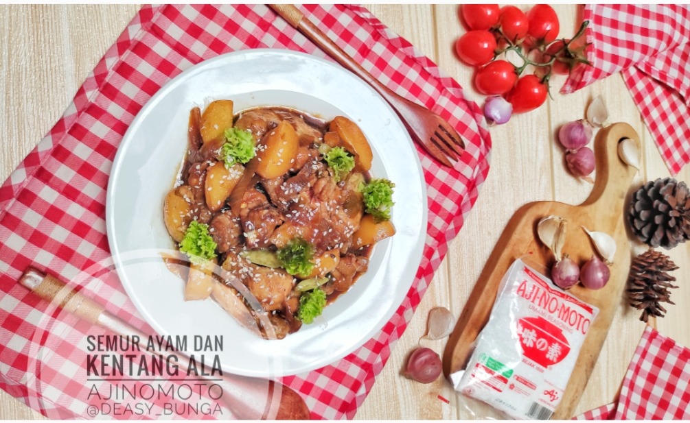 Semur ayam dan kentang ala ajinomoto