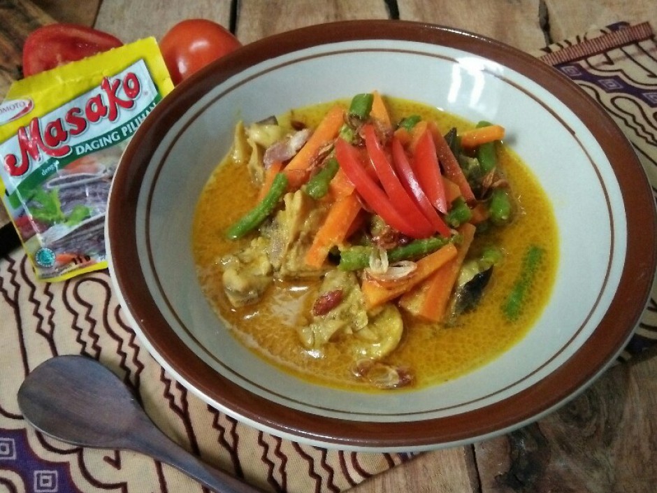 Opor Ayam Sayur Masako