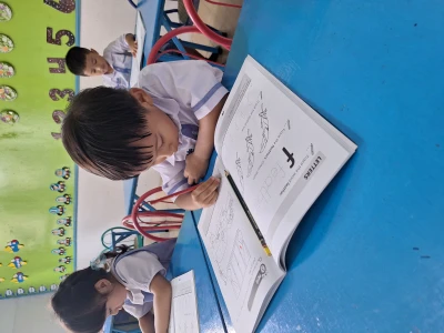 Antar sekolah anak