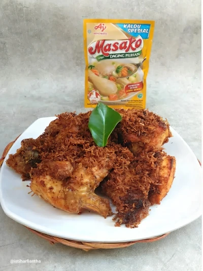 Ayam Goreng Kelapa Rempah yang Sangat Menggoda Selera