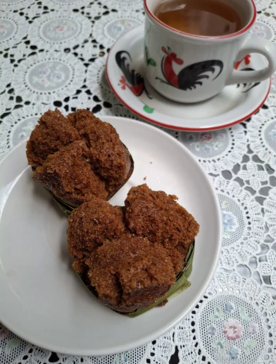 Bolu mekar gula aren
