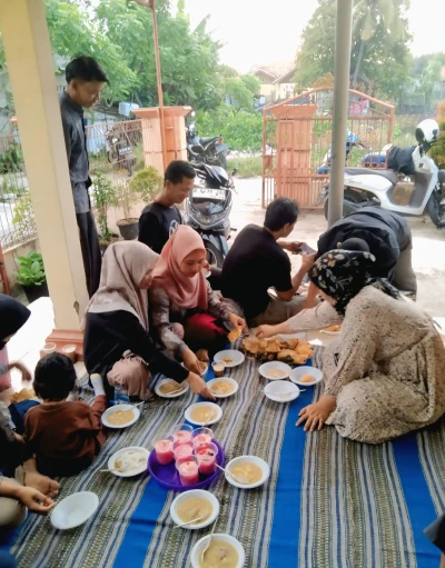 Bukber bareng teman teman umamichi 🤗🤗🤗hari ke 17 ☺️