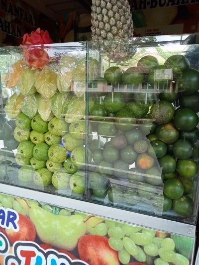 #ceritaiduladha    Beli jus biar makin segar dan terhindar dari kolesterol makan daging