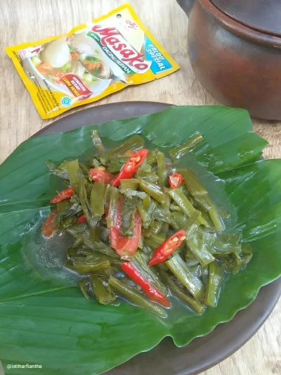 Genjer, di Masak Pedas Menggugah Selera