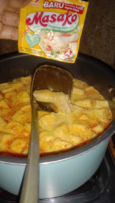Gulai ayam kampung temani makan malam