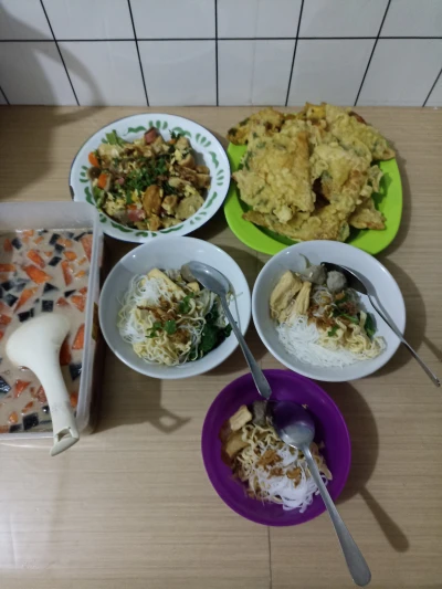 hebohnya menyambut jam berbuka puasa