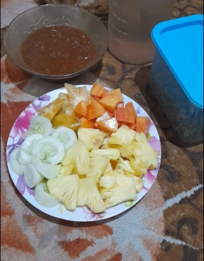 Jajanan segar saat Kumpul Bareng