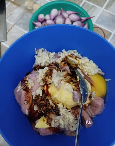 Lupa punya daging 😃