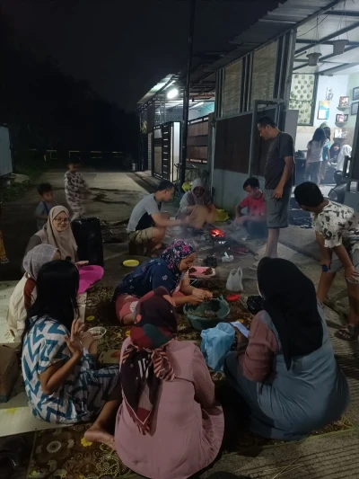 Makan Bersama Bareng Tetangga