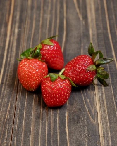 Manfaat Buah Strawberry