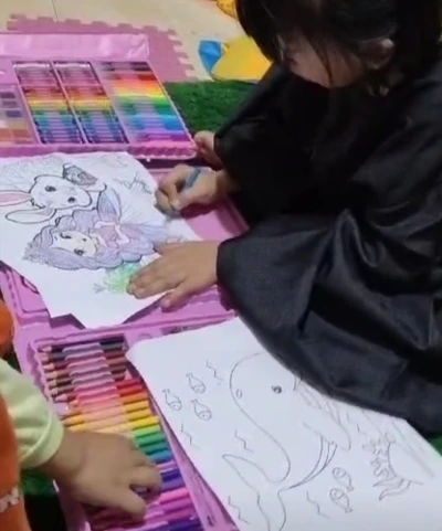 Mewarnai gambar kesukaan