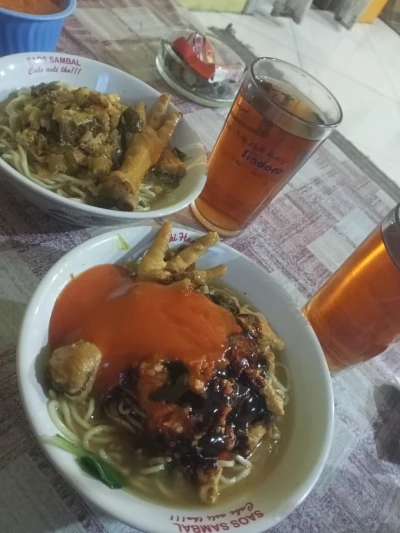MIE AYAM CEKER