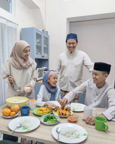Momen buka puasa keluarga kecilku #JurnalRamadan #Jurnal 6