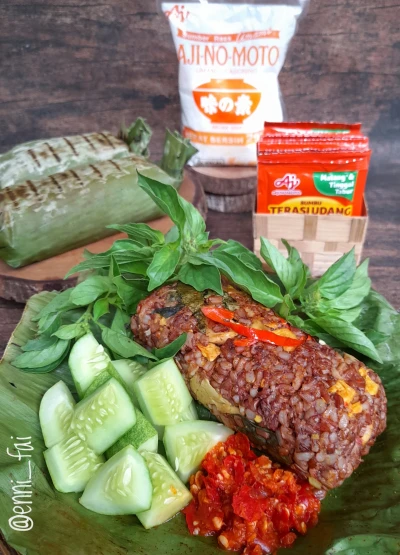 Nasi Merah Bakar ( Menu Makan Siangku)
