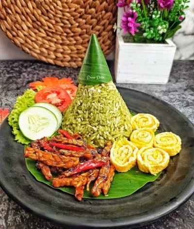 Nasi Uduk Bayam Sajian Istimewa Untuk Si Kecil #PiringSehatKeluarga