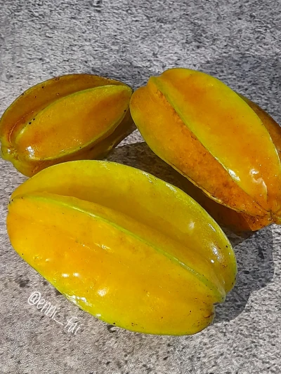 Panen Belimbing ( Tapi Hanya 3 Buah Doang)