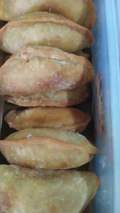 Pastel isi bihun