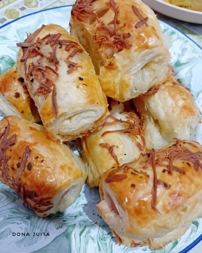 Pastry Isi Sosis, Camilan ala Rumahan