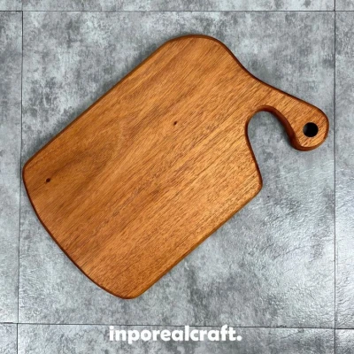 Perawatan talenan kayu