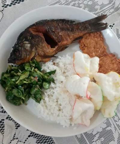 #PiringSehatKeluarga  &quot;Pencok Daun Katel Menyehatkan&quot;