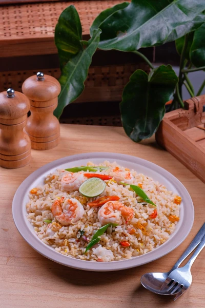 Rekomendasi Masakan Malam Nasi Goreng Tomyam