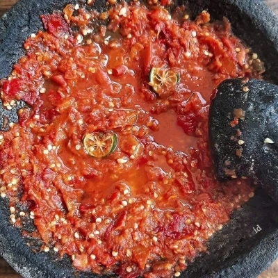 Sambal sia dungga