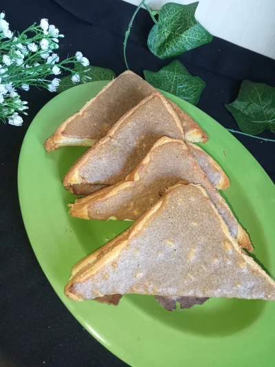 Sarapan ROTI BOY TOAST