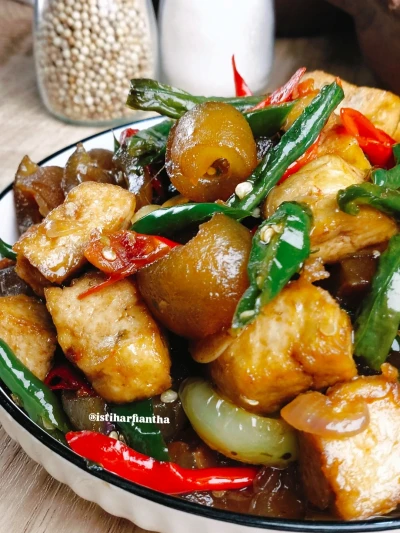 Tahu Oseng kikil