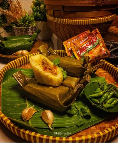 AREM-AREM AYAM PEDAS ALA MASAKO