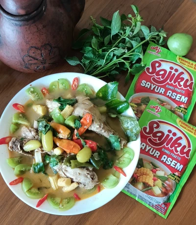 Asem-asem Ayam Daun Kemangi