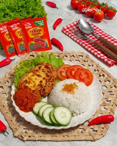 AYAM GEPREK MOZARELLA SAMBAL TERASI