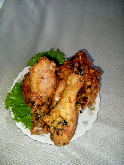Ayam goreng daun jeruk