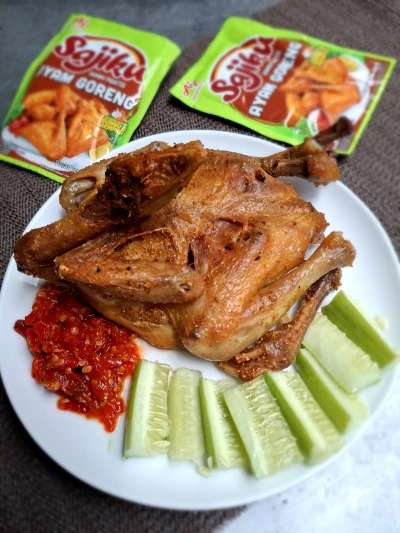 Ayam Goreng Sajiku