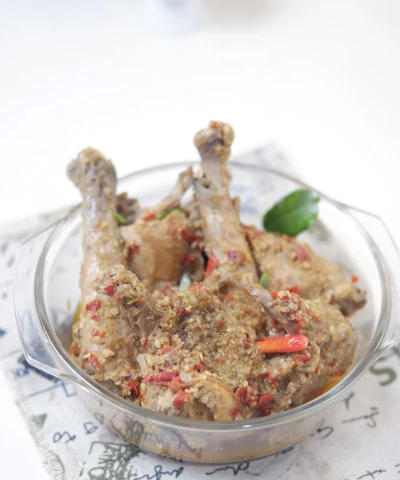 AYAM PANIKI TANPA SANTAN
