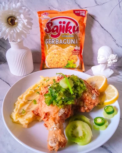 Ayam Penyet Cabe Ijo with Mashed Potato