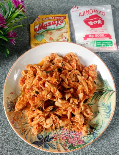 Ayam Suwir Pedas Ala Ajinamoto
