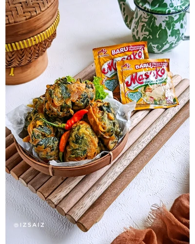 BAKWAN DAUN SINGKONG