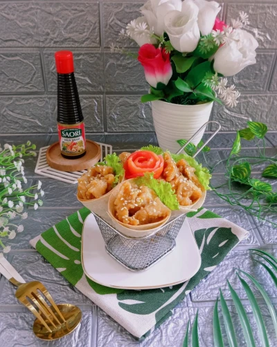 Beijing Crispy Chicken Tortilla Cone