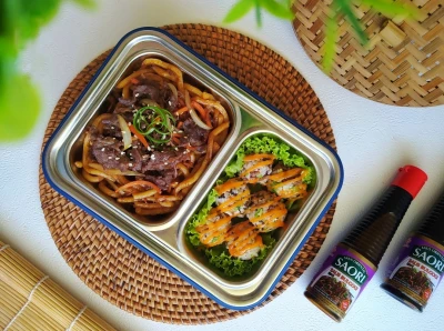 Bekal Beef Bulgogi udon stir fry & Jumeokbap