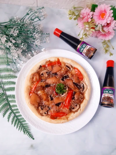 Bulgogi Chicken Korean Pizza
