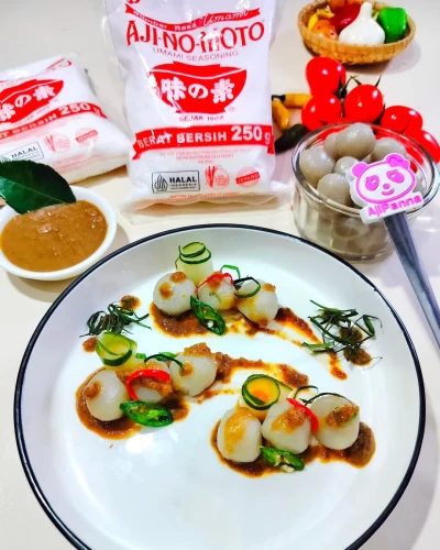 Cilok Saus Kacang