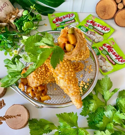 CRISPY CURRY CHICKEN CRUMB