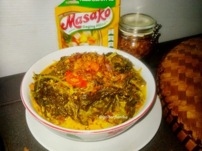 Gulai Daun Singkong