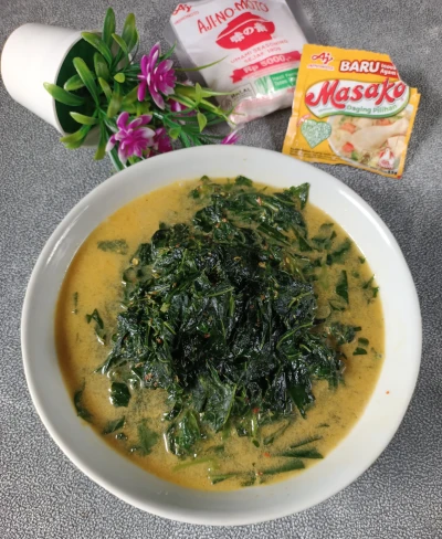 Gulai Daun Singkong