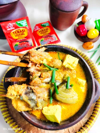 Ikan Asap Kuah Santan Terasi