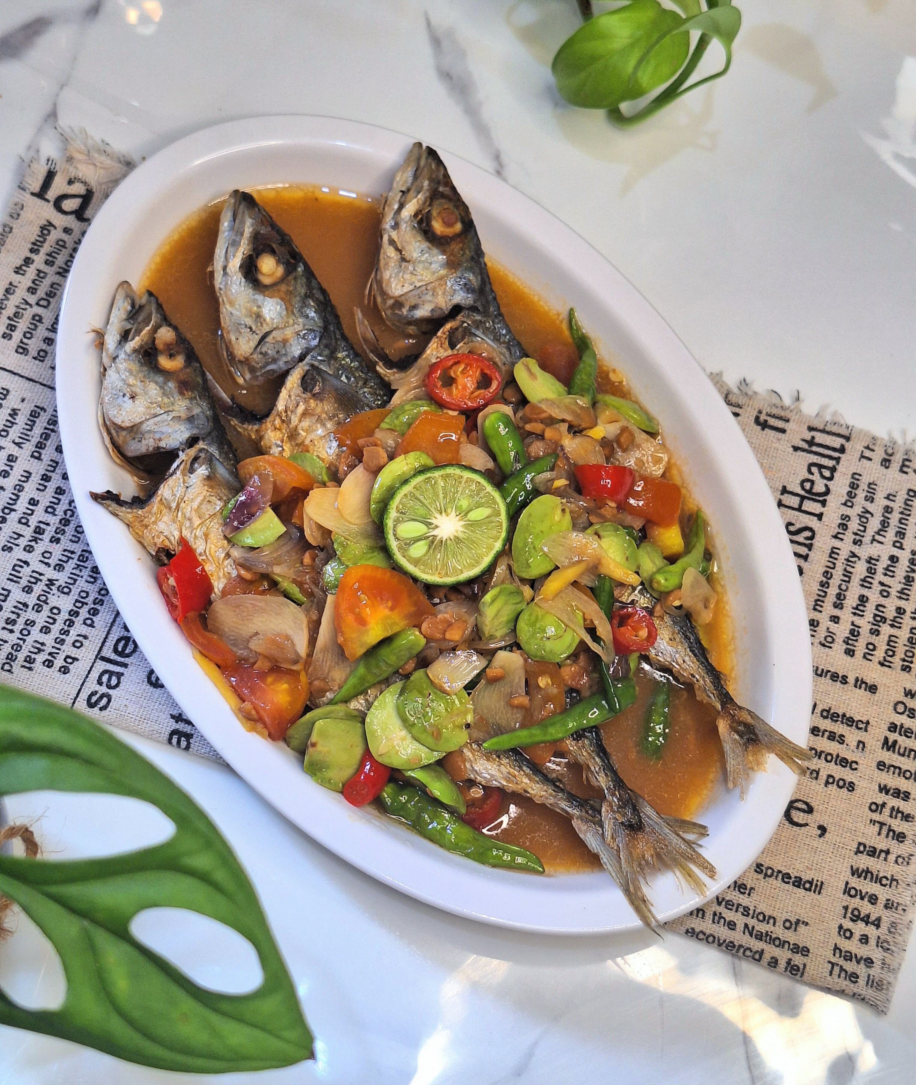 IKAN KEMBUNG GORENG SIRAM TAUCO