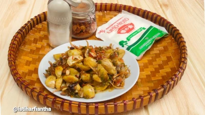 JENGKOL TERI CABE HIJAU