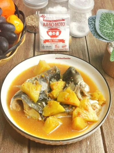 Kepala Patin Pindang Nanas ala AJI-NO-MOTO®