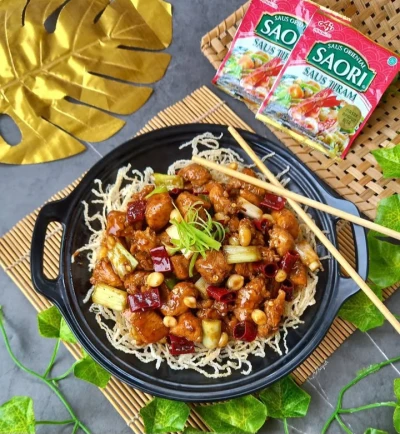 KUNG PAO CHICKEN SAUS TIRAM